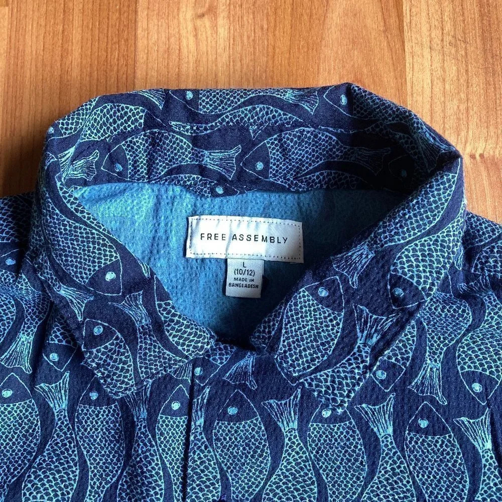 FREE Assembly Boy's Short Sleeve Fish Print Blue Seersucker Shirt,‎ Size L 10/12 - Picture 5 of 13